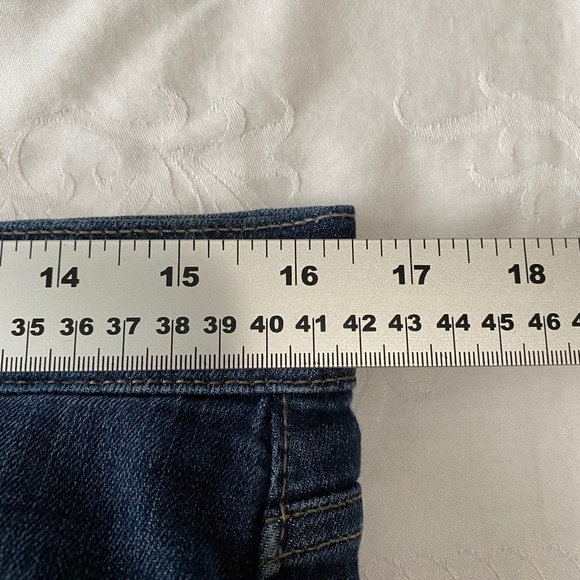 7 For All Mankind Men's Medium Wash Denim Distressed Knee Jeans‎ Size 33 - Picture 7 of 14